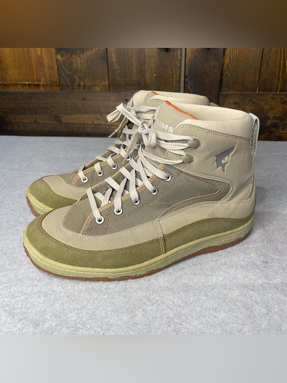 Simms Flats Sneakers Mens 11 Saltwater Tough Fishing Boots High Top Olive Gray